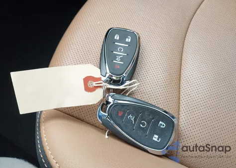 2019 Chevrolet Equinox Premier z USA, uszkodzony, nr VIN 2GNAXPEXXK6136734